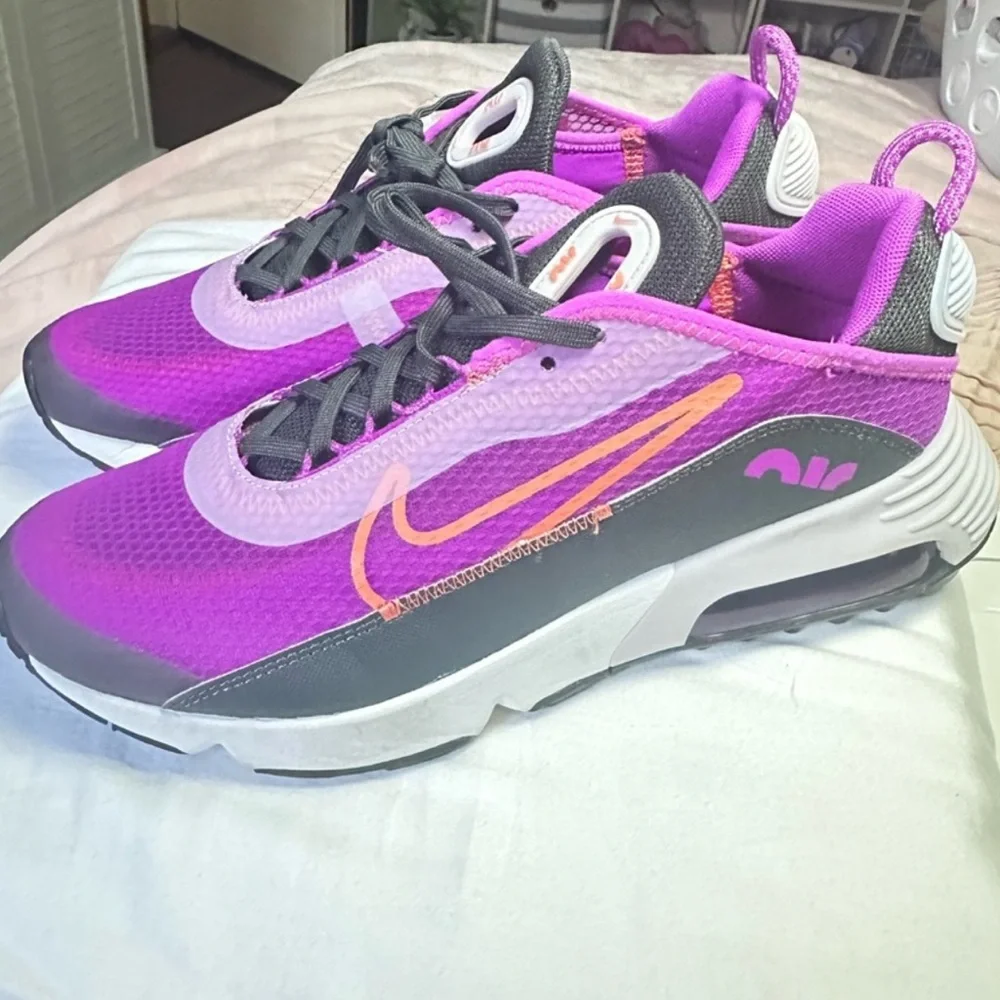 Nike Air Max 2090 “Violet Frost”
